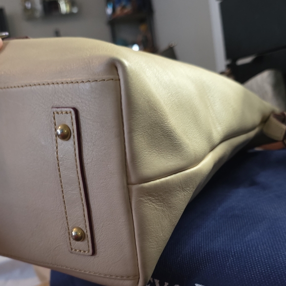 Dooney & Bourke Cream Leather Tote - Picture 5 of 6